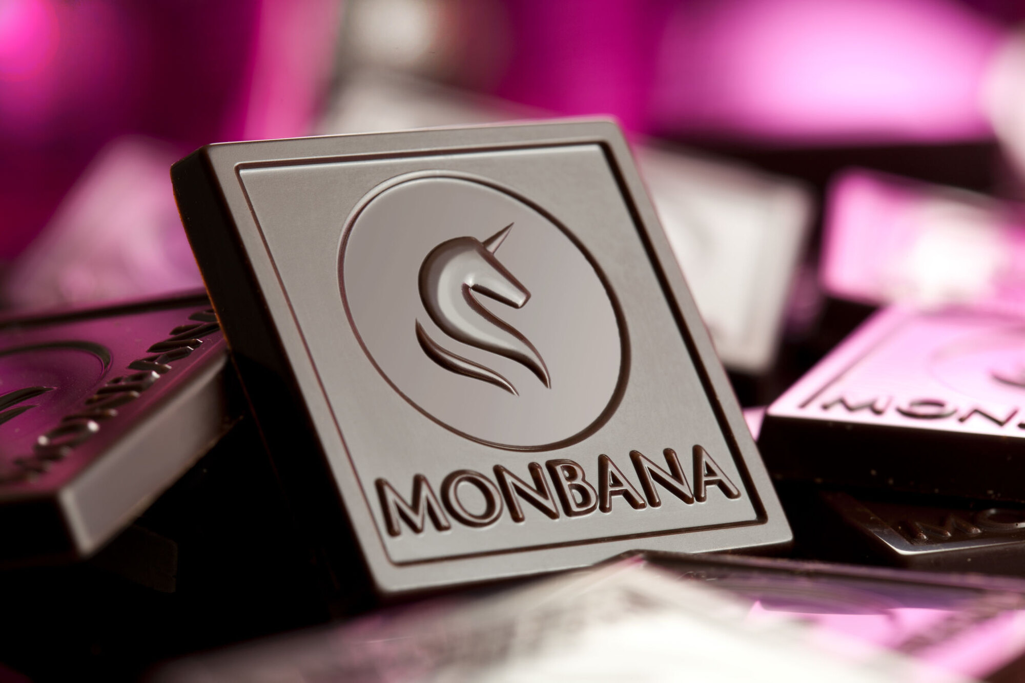 Carrés de chocolat noir 70 % – Monbana – Image 2